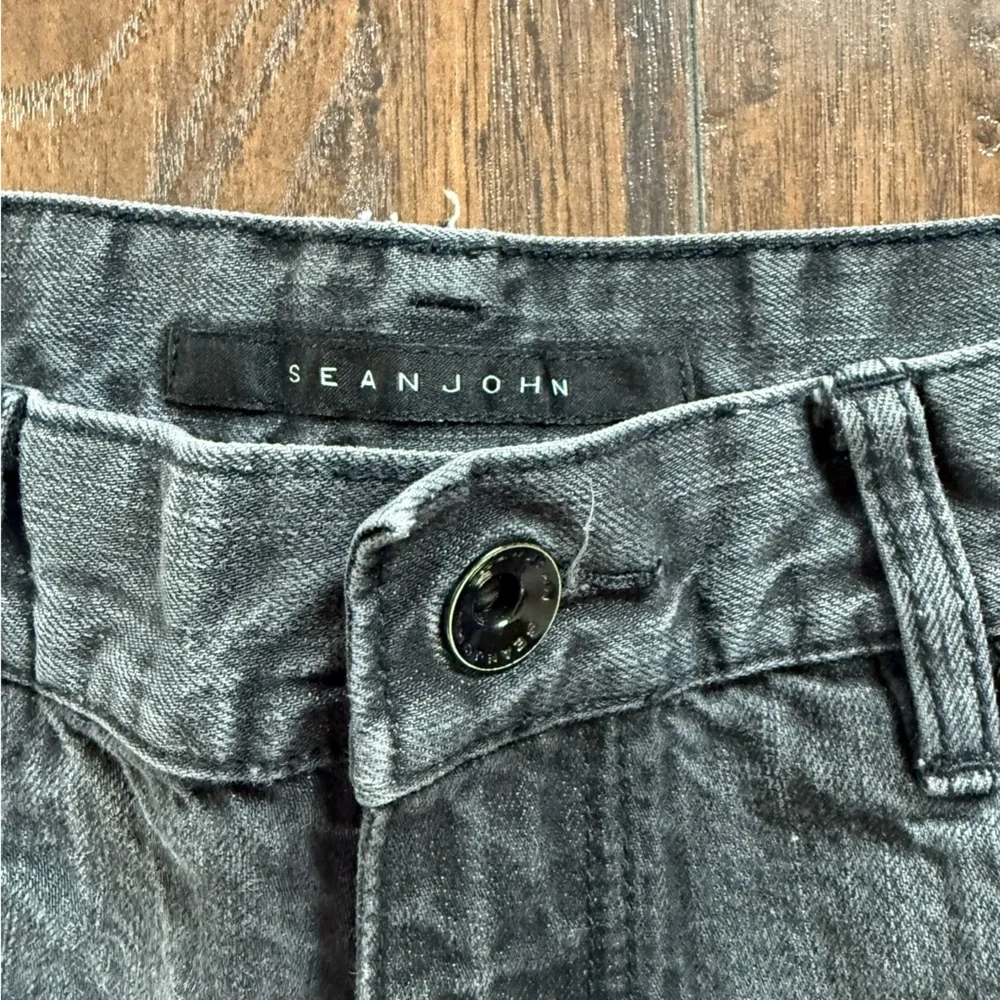 SEAN JOHN BAGGY GREY WASHED JEANS Men's Jeans